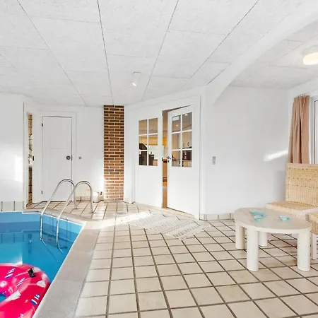 度假居 5 Bedroom In