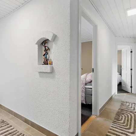 5 Bedroom In 度假居 *
