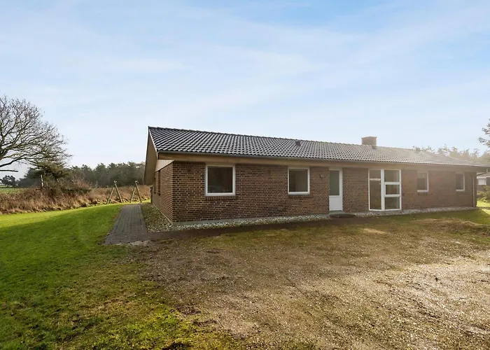 5 Bedroom In *